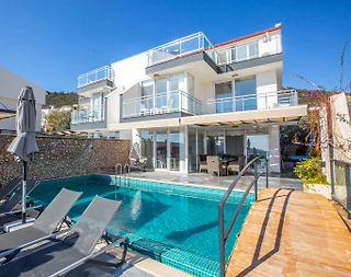 Kaş Kalkan'da Merkezi Konumda, Özel Havuzlu, Modern Villa - 1