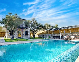 Kalkan Patara'da Geniş Alan İçerisinde, Özel Havuzlu, Lüks Taş Ev - 4