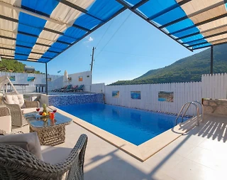 Kaş Sarıbelen'de Çekirdek Ailelere Uygun, Özel Havuzlu, 2+1 Villa - 2