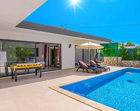 Kaş Sarıbelen'de Doğanın Kalbinde, Isıtmalı Havuzlu, Saunalı Villa - 3
