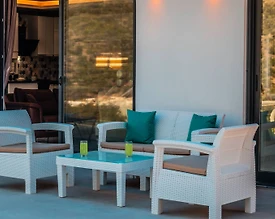 Kaş Bezirgan'da Sakin Konumda, Özel Havuzlu, Muhafazakar Villa - 2