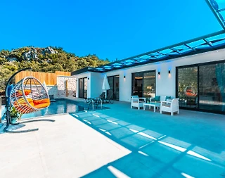 Kaş Bezirgan'da Sakin Konumda, Özel Havuzlu, Muhafazakar Villa - 1