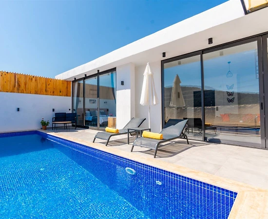 Kalkan Ulugöl'de Enfes Doğa İçerisinde, Özel Havuzlu, Balayı Villası - 1