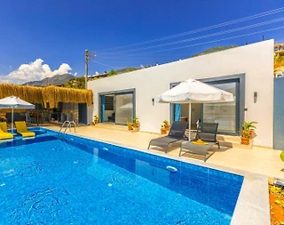 Kaş Bezirgan'da Çekirdek Ailelere Uygun, Özel Havuzlu, Konforlu Villa - 4