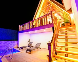 Kaş Bezirgan'da Doğa Manzaralı, Özel Havuzlu, Kiralık Bungalov - 2