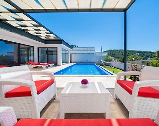 Kaş Üzümlü'de Çekirdek Ailelere Uygun, Kapalı Havuzlu, Ferah Villası - 2