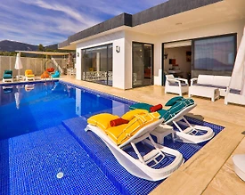 Kaş Üzümlü'de Doğayla Baş Başa, Özel Havuzlu, Kiralık Villa - 3