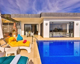 Kaş Üzümlü'de Doğayla Baş Başa, Özel Havuzlu, Kiralık Villa - 2