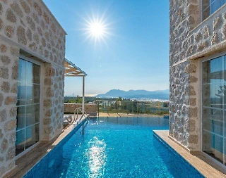 Kaş Üzümlü'de Enfes Doğa'da, Özel Havuzlu, Taş Villa - 3