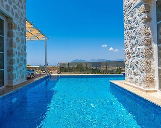 Kaş Üzümlü'de Enfes Doğa'da, Özel Havuzlu, Taş Villa - 4