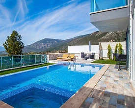 Kaş Üzümlü'de Doğa Manzaralı, Özel Havuzlu, 3+1 Villa - 2