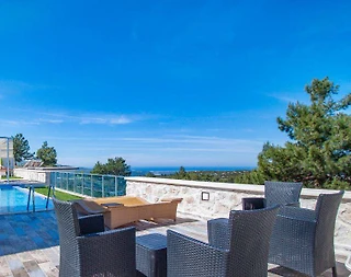 Kaş Üzümlü'de Doğa Manzaralı, Özel Havuzlu, 3+1 Villa - 1