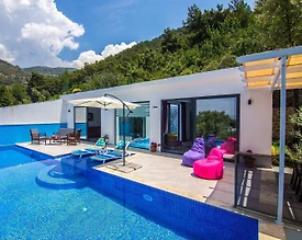 Kaş Üzümlü'de Doğa İle İç İçe, Özel Havuzlu, Balayı Villası - 3