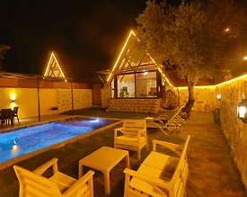 Kaş Üzümlü'de Doğa İçerisinde, Özel Havuzlu, Jakuzili Bungalov - 3