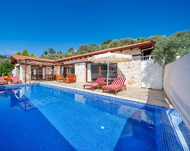 Kalkan Üzümlü'de Balayı Çiftlerine Uygun, Özel Havuzlu, Otantik Villa - 2