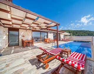 Kalkan Üzümlü'de Balayı Çiftlerine Uygun, Özel Havuzlu, Otantik Villa - 4
