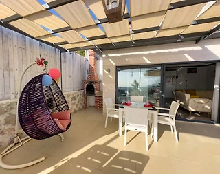 Kalkan Üzümlü'de Doğa Manzaralı, Özel Havuzlu, Konforlu Villa - 4