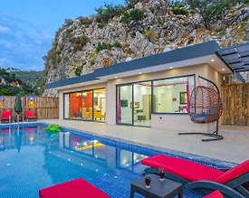 Kaş İslamlar'da Enfes Manzaralı, Özel Havuzlu, Kiralık Villa - 2