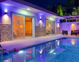 Kaş Üzümlü'de Eşsiz Doğa Manzaralı, Özel Havuzlu, Balayı Villası - 3