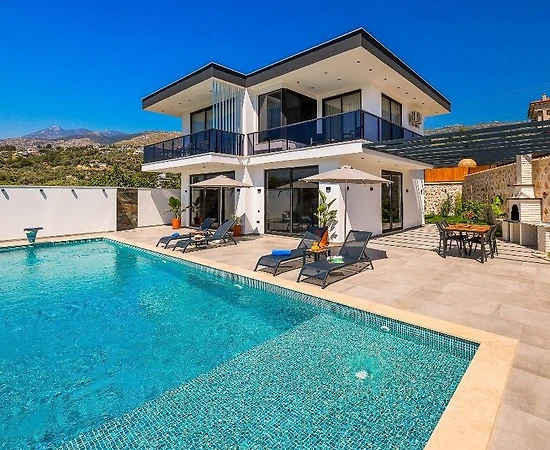 Kaş İslamlar'da Muhteşem Doğa Manzaralı, Özel Havuzlu, Lüks Villa - 1