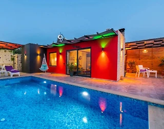 Kalkan Üzümlü'de Nezih Konumda, Özel Havuzlu, Balayı Villası - 4