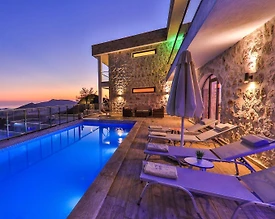 Kaş İslamlar'da Doğa ile İç İçe, Özel Havuzlu, 8 Kişilik Villa - 3