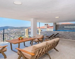 Kaş Bezirgan'da 4 Kişi Kapasiteli, Özel Havuzlu, Ferah Suit - 4