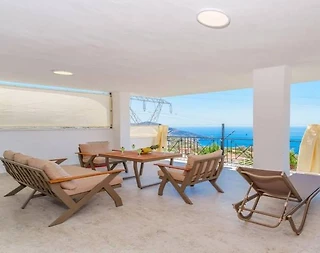 Kaş Bezirgan'da 4 Kişi Kapasiteli, Özel Havuzlu, Ferah Suit - 2