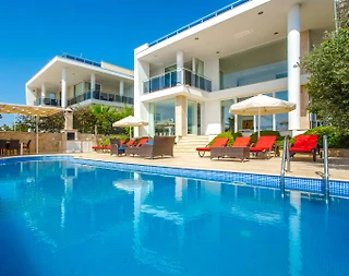 Kalkan'da Büyüleyici Deniz Manzaralı, Özel Havuzlu, Spor Salonlu Villa - 3