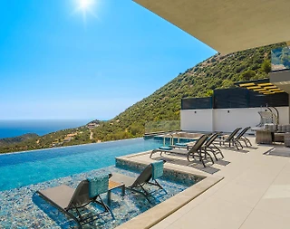 Kaş Bezirgan'da Enfes Deniz Manzaralı, Özel Havuzlu, Lüks Kiralık Villa - 1