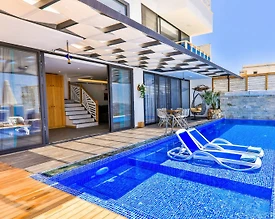 Kalkan Kördere'de Deniz Manzaralı, Özel Havuzlu, Hamamlı Villa - 2