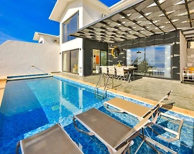 Kaş Bezirgan'da Deniz Manzaralı, Özel Havuzlu, Romantik Balayı Villası - 2