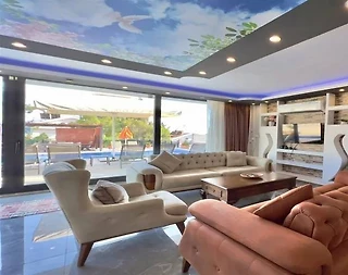 Kaş Kalkan'da Denize Yakın, Özel Havuzlu, 5+1 Villa - 5