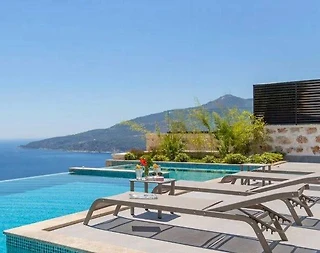 Kaş Kalkan'da Enfes Deniz Manzaralı, Sonsuzluk Havuzlu, Görkemli Villa - 3