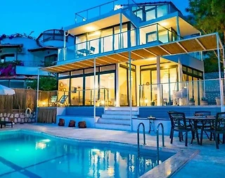 Kaş Kalkan'da Geniş Ailelere Uygun, Özel Havuzlu, Şık Villa - 1