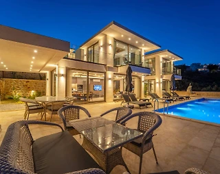 Kaş Kalkan'da Göz Alıcı Deniz Manzaralı, Özel Havuzlu, Modern Villa - 1