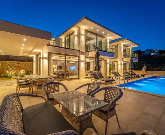 Kaş Kalkan'da Göz Alıcı Deniz Manzaralı, Özel Havuzlu, Modern Villa - 1