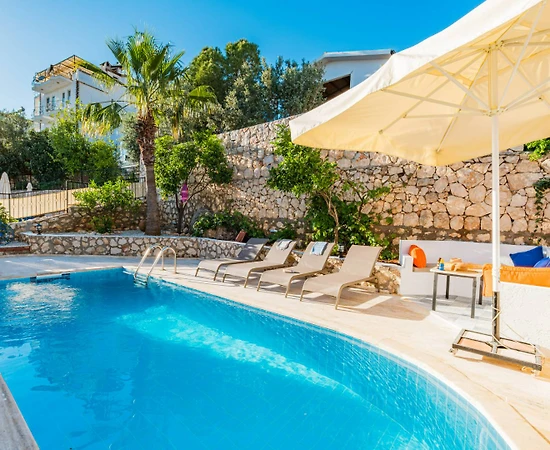 Kaş Kalkan'da Merkezi Konumda, Özel Havuzlu, Dubleks Daire - 1