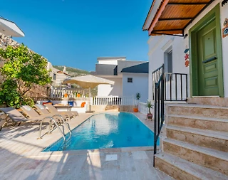 Kaş Kalkan'da Merkezi Konumda, Özel Havuzlu, Dubleks Daire - 2