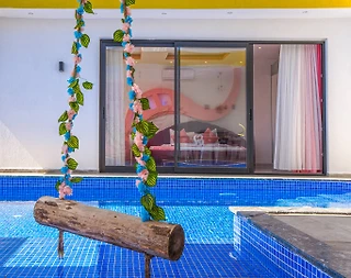 Kaş Bezirgan'da Göz Alıcı Tasarımlı, Özel Havuzlu, Balayı Villası - 3