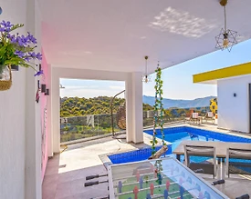 Kaş Bezirgan'da Göz Alıcı Tasarımlı, Özel Havuzlu, Balayı Villası - 2