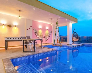 Kaş Bezirgan'da Göz Alıcı Tasarımlı, Özel Havuzlu, Balayı Villası - 5