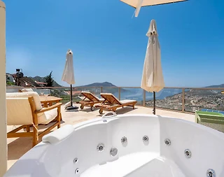 Kaş Kalkan'da Çekirdek Ailelere Uygun, Özel Havuzlu, Konforlu Villa - 2