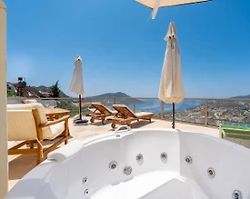 Kaş Kalkan'da Çekirdek Ailelere Uygun, Özel Havuzlu, Konforlu Villa - 2