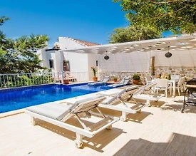 Kaş Kalkan'da Merkezi Konumda, Özel Havuzlu, 6 Kişilik Villa - 3