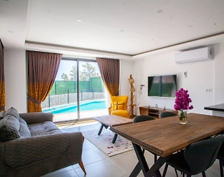 Kalkan'da Merkezi Konumda, Isıtmalı Havuzlu, Merkezi Villa - 5