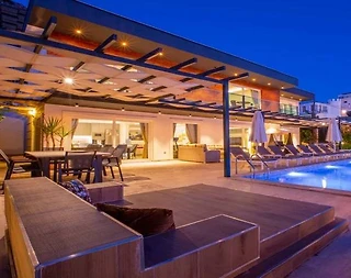 Kaş Bezirgan'da Muhteşem Manzaralı, Özel Havuzlu, Lüks Villa - 2