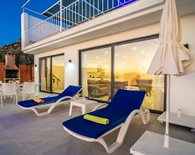 Kaş Bezirgan'da Doğa ve Deniz Manzaralı, Özel Havuzlu, Kiralık Villa - 3