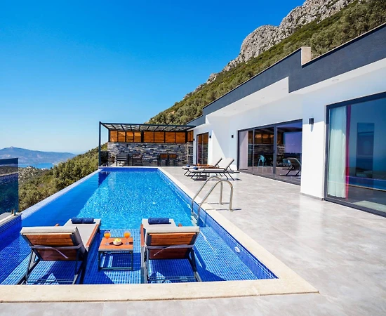 Kaş Bezirgan'da Deniz Manzaralı, Sonsuzluk Havuzlu, 2+1 Villa - 1