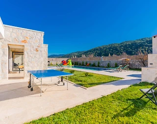 Kalkan'ın Sarıbelen'de Geniş Bahçeli, Özel Havuzlu, Geniş Villa - 4